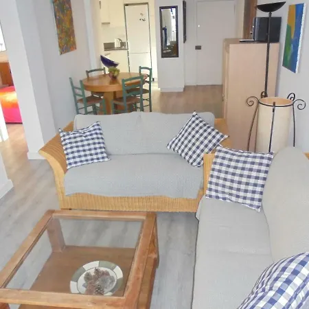 Apartment Cende Court 2 Bedroom Apartment - Sea Views *